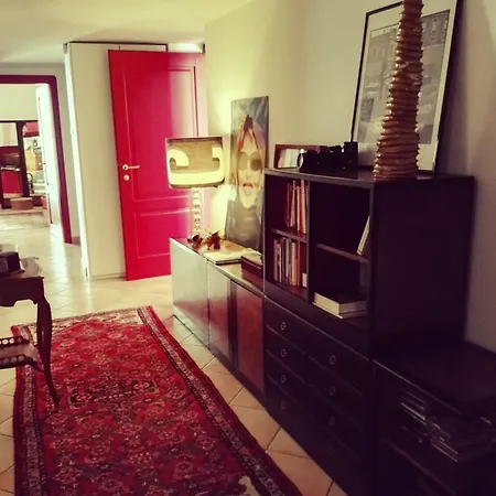 La Porta Rossa Gasthuis Napels